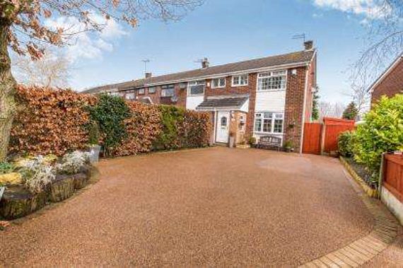 2 Bedroom End of Ter...